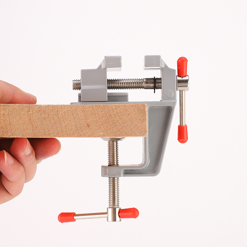 مكبس طاولة صغير متعدد الوظائف  - مراجعة Model Kit Vise وسعره