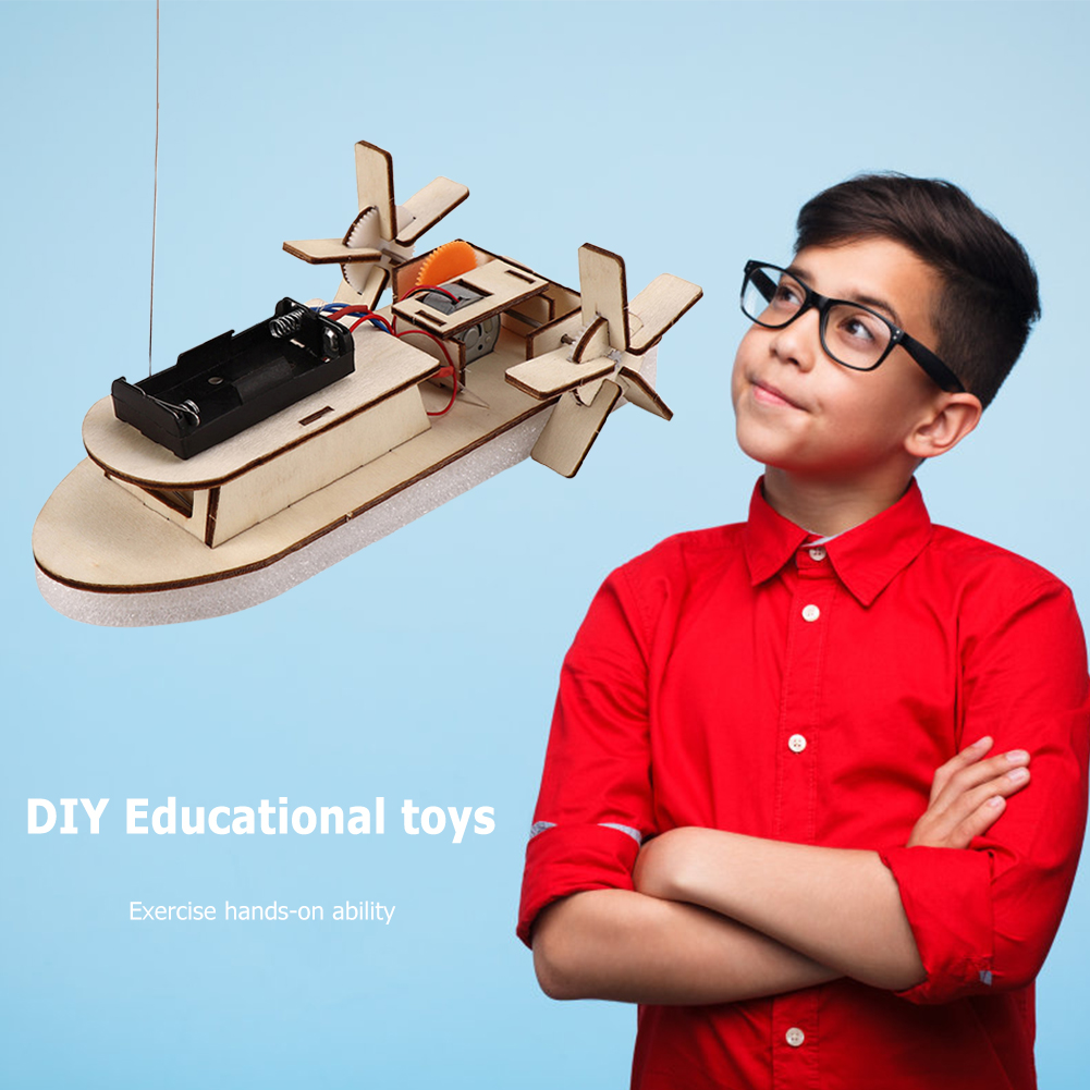 لتقوم بها بنفسك نموذج قارب ألع - مراجعة Model Kit U Boat وسعره