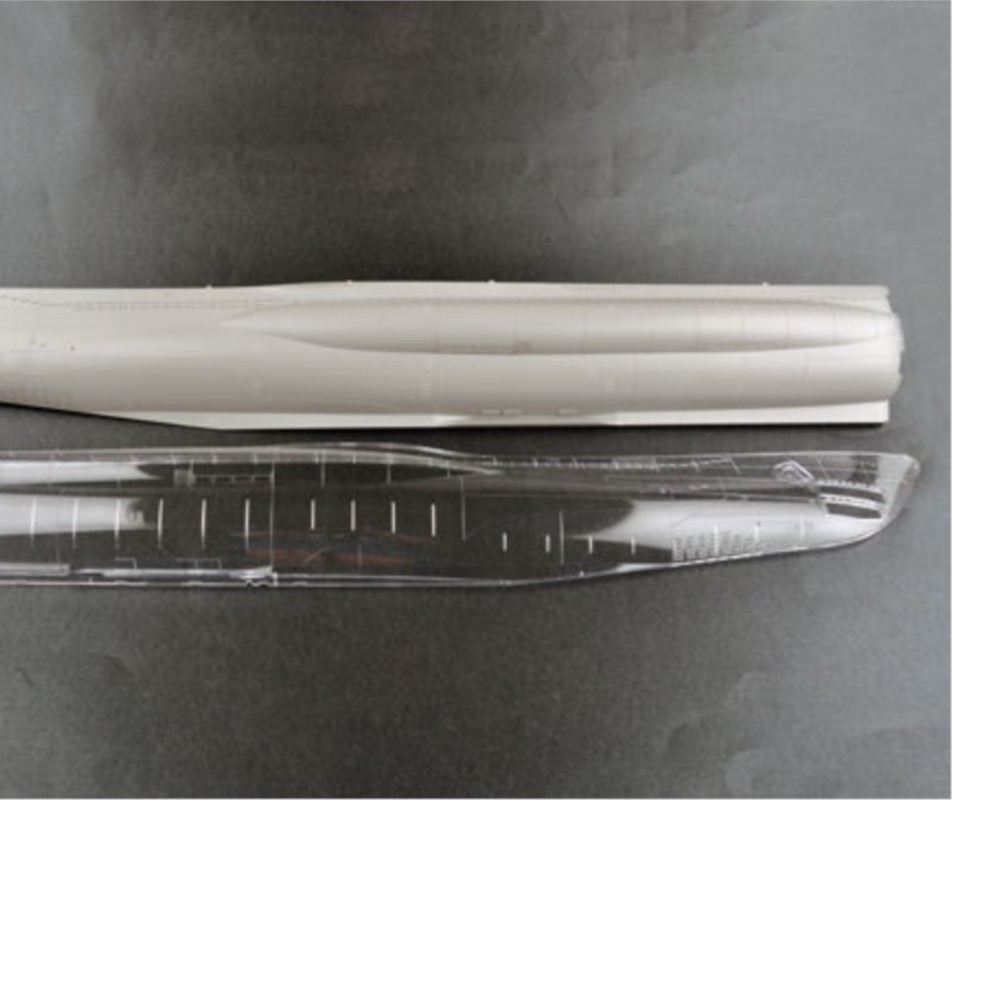 طقم نموذج ثابت لغواصة ترومبتر  - مراجعة Model Kit U Boat وسعره